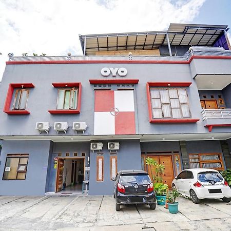 Oyo 1932 Srimahi Residence Bandung Zewnętrze zdjęcie